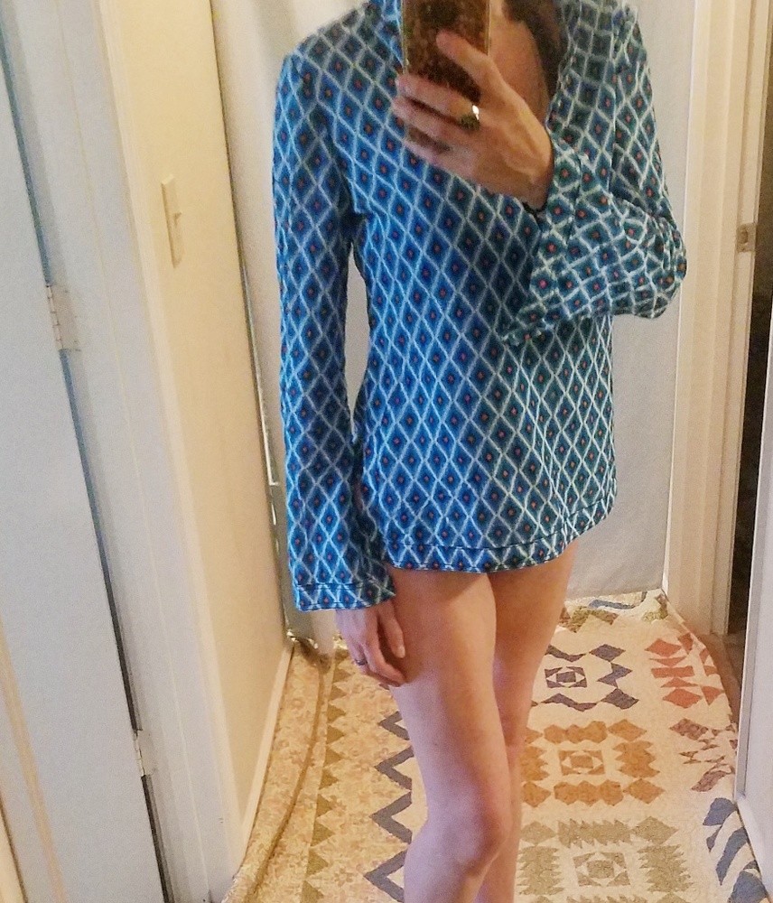 SOLD!!**Tory Burch long sleeve tunic - Picture 4 of 4